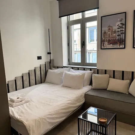 Simba Knez Mihailova * Belgrade